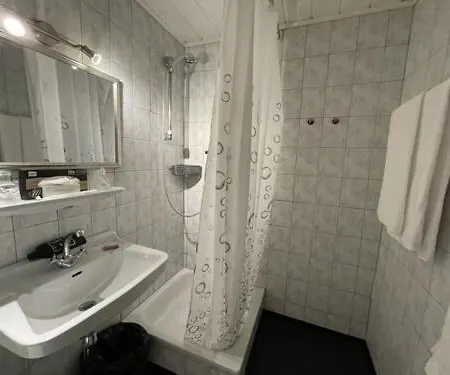 Hotel Astoria In *